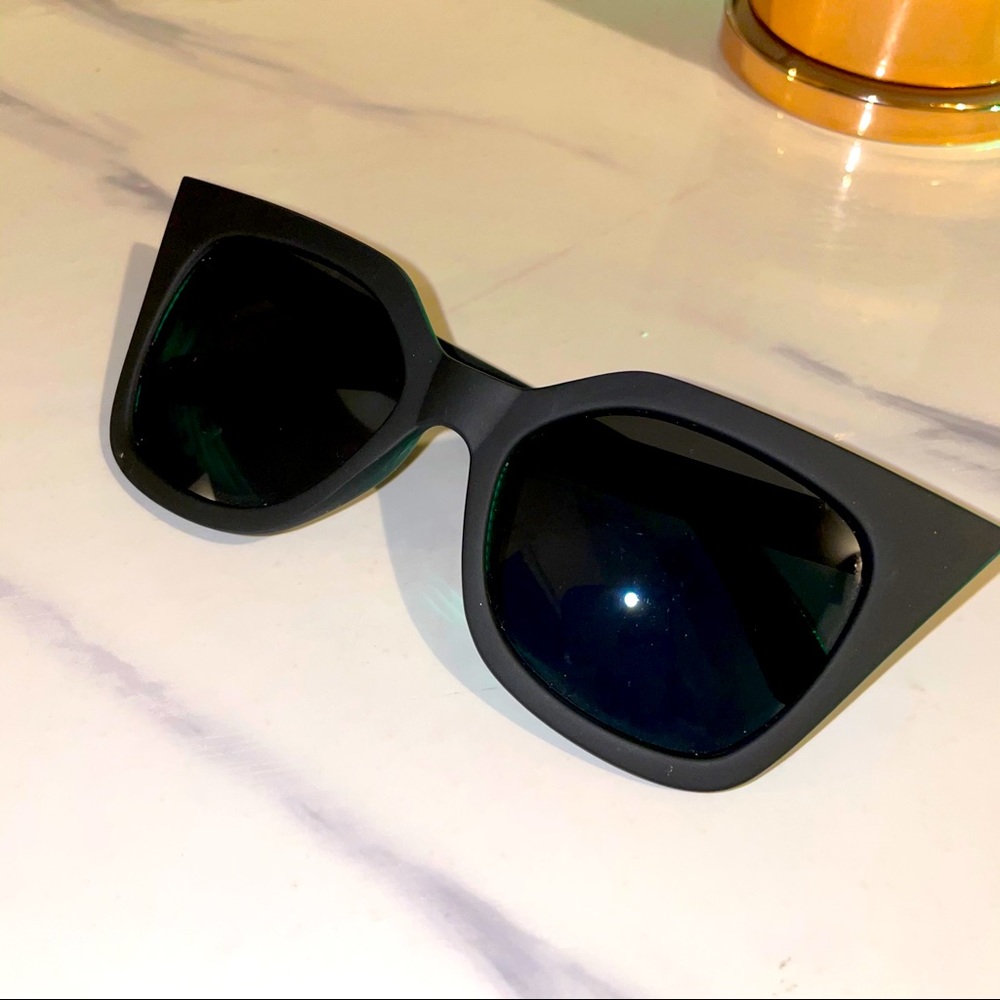 Quay Harper Sunglasses